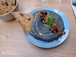 Black hummus at the friendly kitchen in Paris