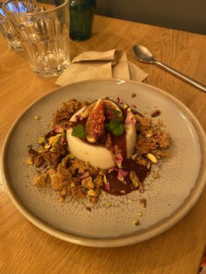 Pana cota à la fleur d'oranger  at the friendly kitchen in Paris