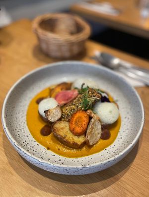 Tofu en croûte   at the friendly kitchen in Paris