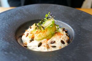 Siphon de mousseline d'asperges blanches (spring 2023) at the friendly kitchen in Paris