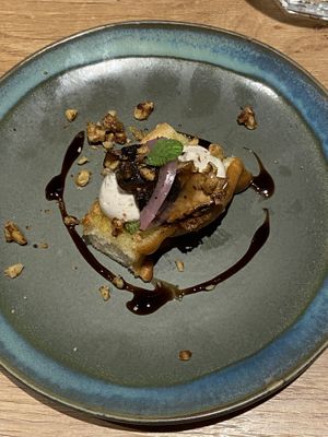   at the friendly kitchen in Paris