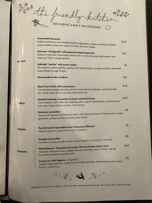 Menu  at the friendly kitchen in Paris