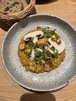 Risotto 🔥 #Veganuary at the friendly kitchen in Paris