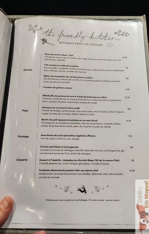 Menu at the friendly kitchen in Paris