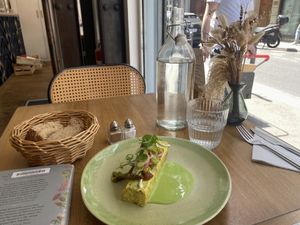   at the friendly kitchen in Paris