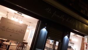 Facade at the friendly kitchen in Paris