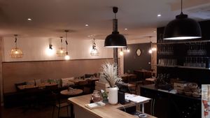 Place at the friendly kitchen in Paris