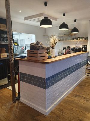 Le bar at the friendly kitchen in Paris