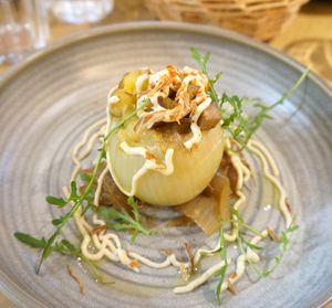 Tartiflette (special brunch feat. Willy Berton) at the friendly kitchen in Paris