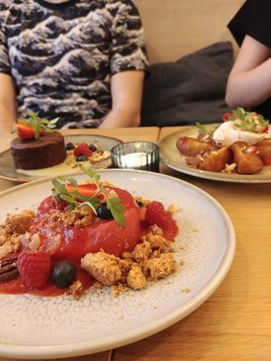 Desserts at the friendly kitchen in Paris
