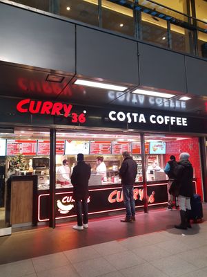 Outside at Curry 36 - Hauptbahnhof in Berlin