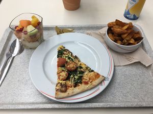 Bulgur dessert, Pizza from PizzaBar and potato wedges at Studierendenwerk Mensa Harburg in Hamburg