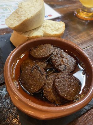 Chorizo al vino tinto  at A Raices in Gran Canaria