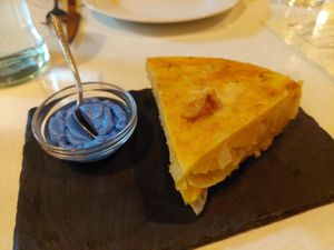 Spanish omelette with spirulina mayo at A Raices in Gran Canaria