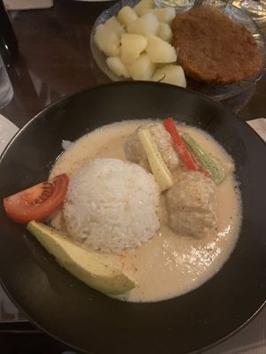 Plantballs with pea protein and peanut curry 😋   at A Raices in Gran Canaria