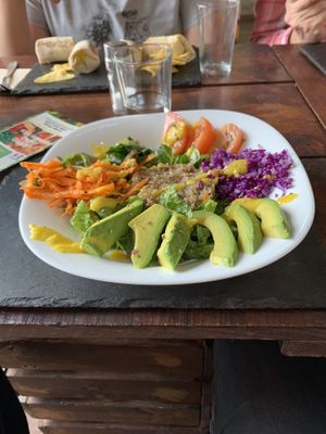 Salad with mango salsa at A Raices in Gran Canaria
