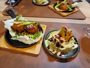 Appetizers with Thali meal at Nirvana Kitchen in Leuven