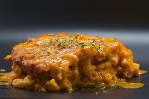 Famous Southern Baked Mac'N'Cheez at Moe Vegan in Kent