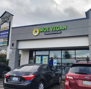  at Moe Vegan in Kent