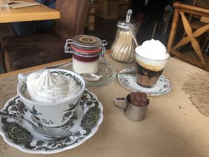   at Crème Renversante in La Chaux De Fonds