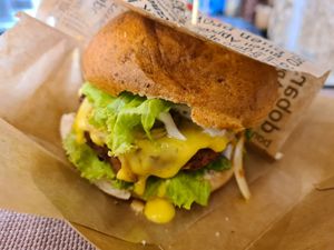 Say cheese burger at VEG in Split