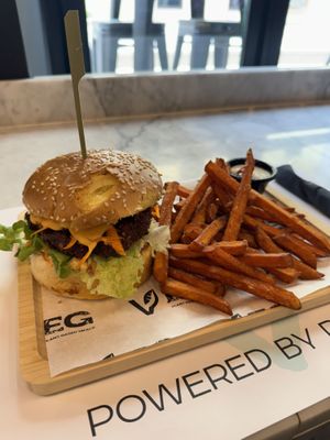 Mr Bean Burger  at VEG in Split