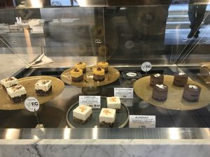 Raw cakes at VEG in Split