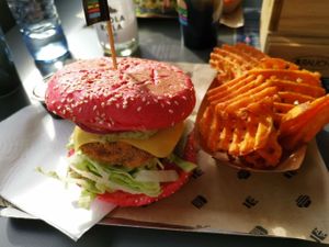 Californian Star Burger with Sweet Sun Fries and Ketchup at Space Burger in Vienna