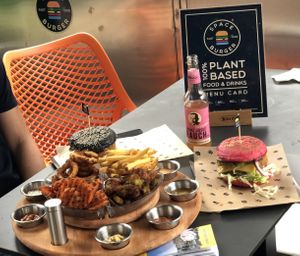 BBQ & California Burger, UFO at Space Burger in Vienna