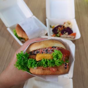 Smoked Mentaiko Vegan Caviar Burger 🤤 at Veggie Dojo in Central Singapore