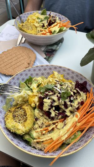 Botanical Salad at Le Botaniste - Bailli in Brussels