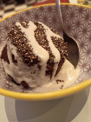 Omega-3 brownie at Le Botaniste - Bailli in Brussels