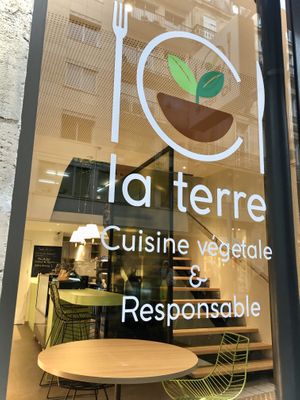 🌱 Bienvenue! Welcome! 🌱 at Ici la terre in Bordeaux