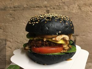Terrien burger at Ici la terre in Bordeaux