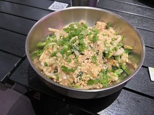 Build own bowl  at noodlelove in New York City