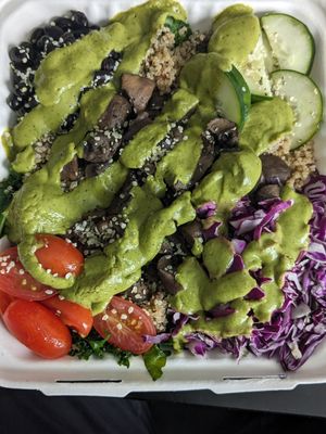 Zen salad 🔥🤤 at Green Box Kitchen in Wilmington