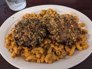 Krabcake and Mac! #Veganuary at KraVegan in Jacksonville