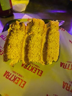 chocolate cake with peanut butter at Elektra Punk & Food in Bogota