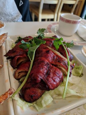 Unbelievably good barbecue v duck at Veggie Lin Garden in Astoria