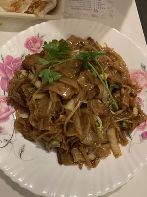 Beef chow fun at Veggie Lin Garden in Astoria