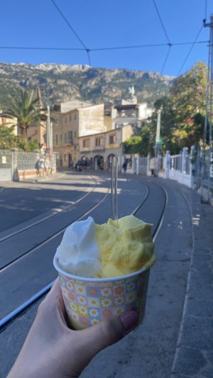   at Gelat Sóller - Plaça des Mercat in Mallorca