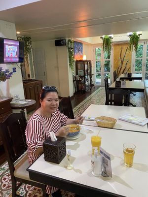 The Missus is happy  at Shewe Vegan & Vegetarian Cafe in Chiang Mai