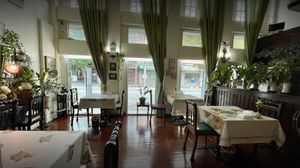 Front room at Shewe Vegan & Vegetarian Cafe in Chiang Mai