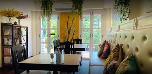 Main room at Shewe Vegan & Vegetarian Cafe in Chiang Mai
