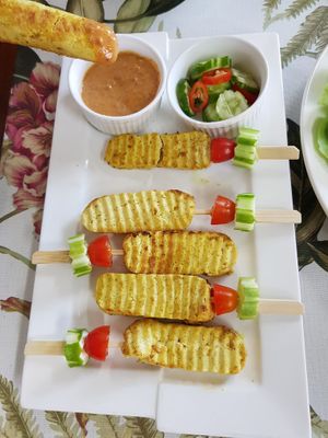 Satay tofu skewers at Shewe Vegan & Vegetarian Cafe in Chiang Mai