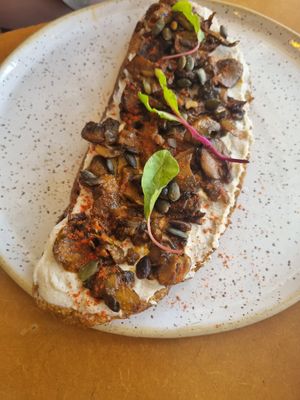  at Mornings in Curitiba