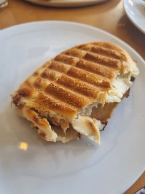  at Mornings in Curitiba