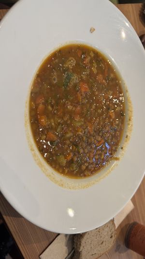 Linseneintopf (dazu frisches Brot)  at April in Feldkirch