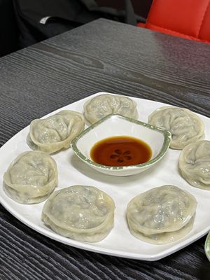 Mandu  at Dotori Kalguksu in Seoul