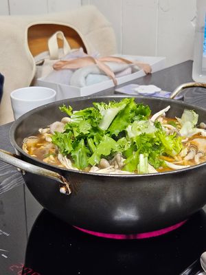  at Dotori Kalguksu in Seoul